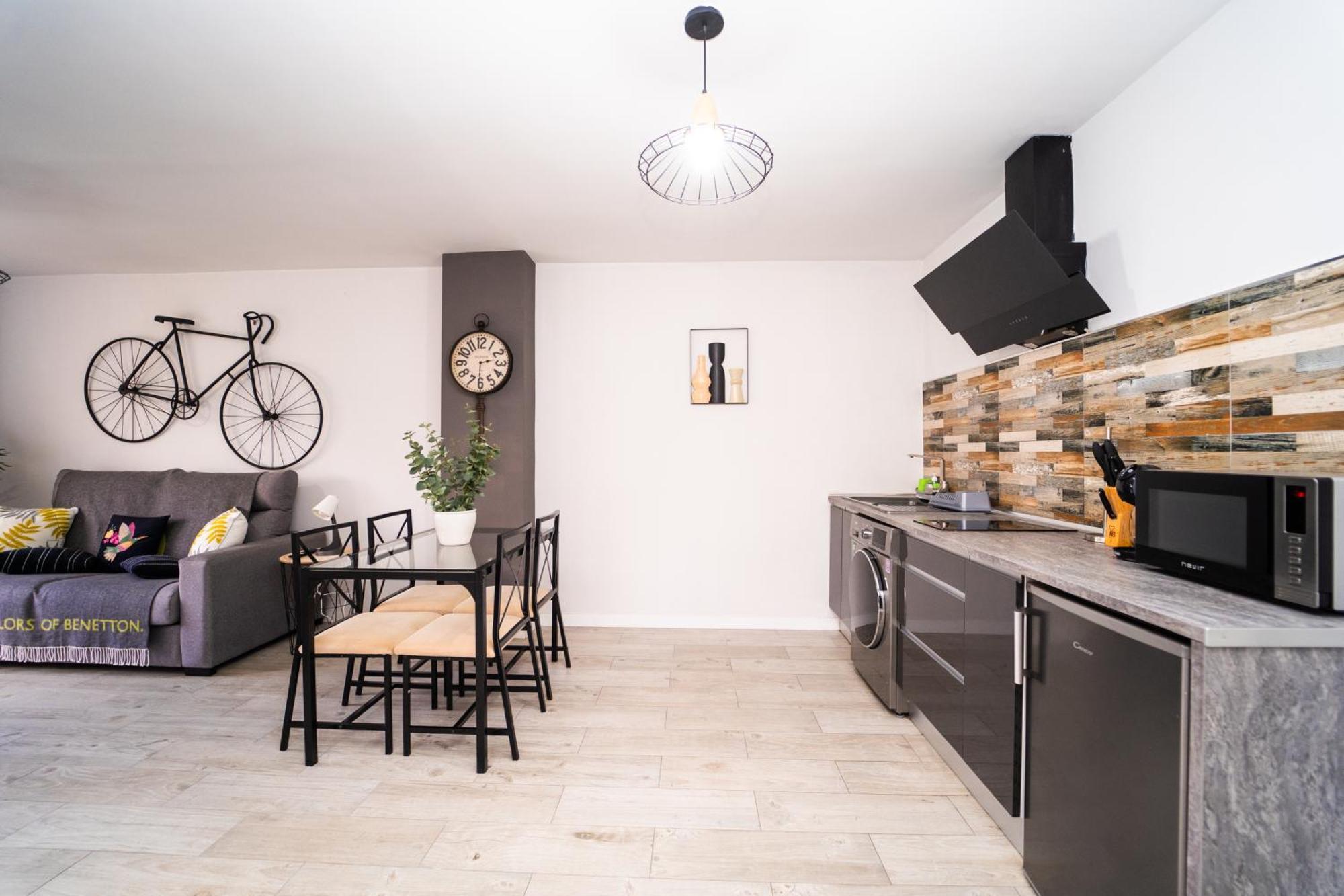 Apartamentos Anfiteatro Prime ベニドルム エクステリア 写真